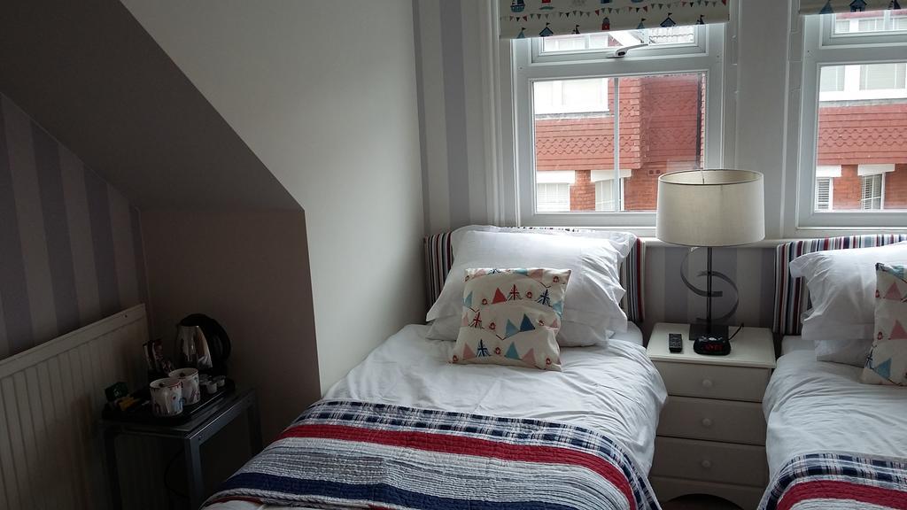 Cambridge House Guest House Eastbourne Pokój zdjęcie