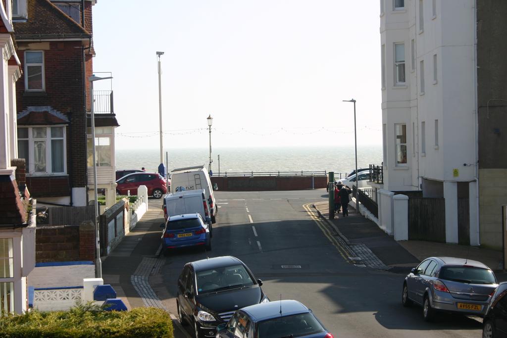 Cambridge House Guest House Eastbourne Zewnętrze zdjęcie