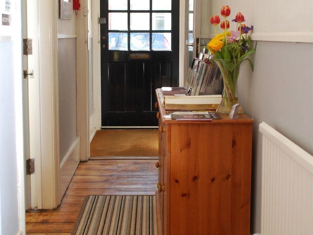 Cambridge House Guest House Eastbourne Zewnętrze zdjęcie